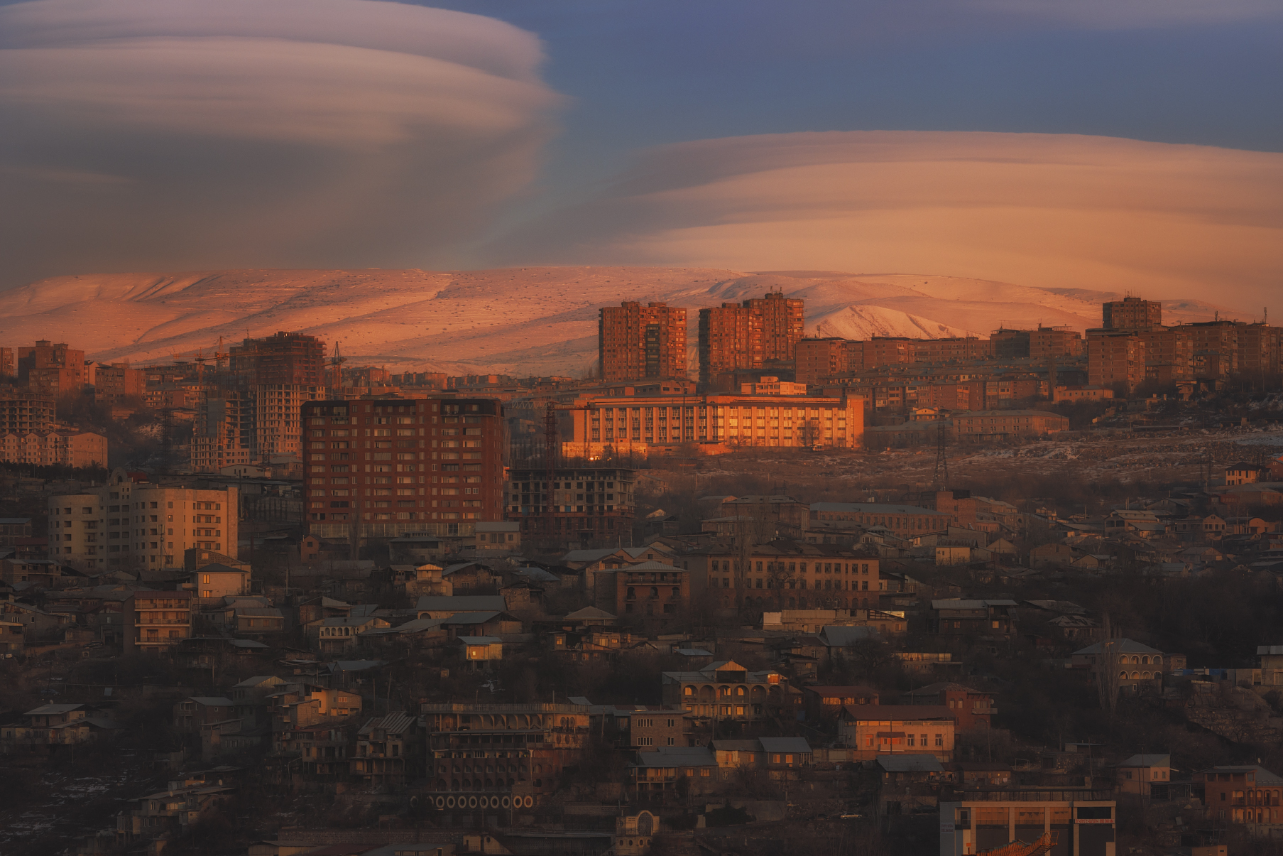 Ереван на исходе дня.