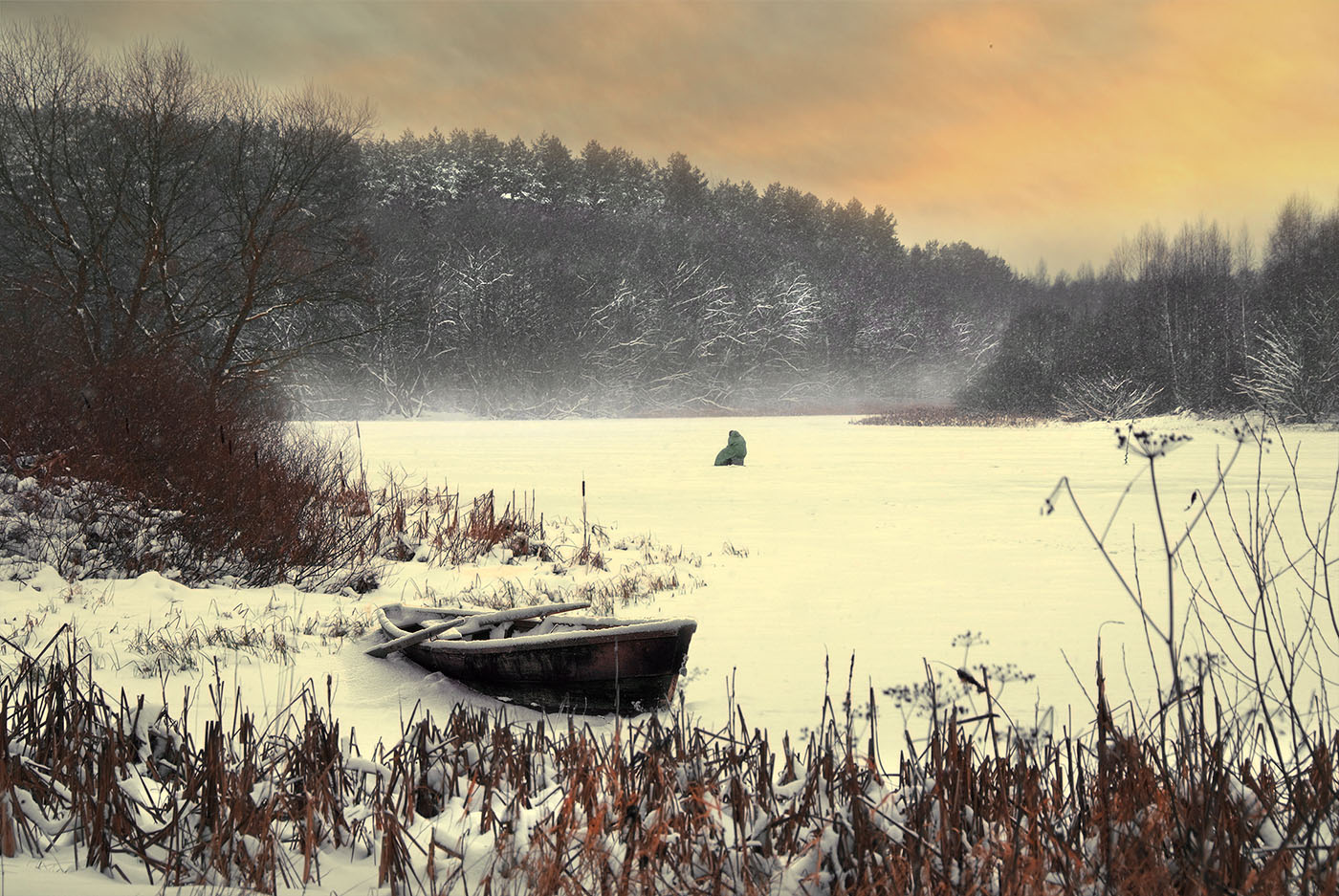 Одинокий рыбачок.