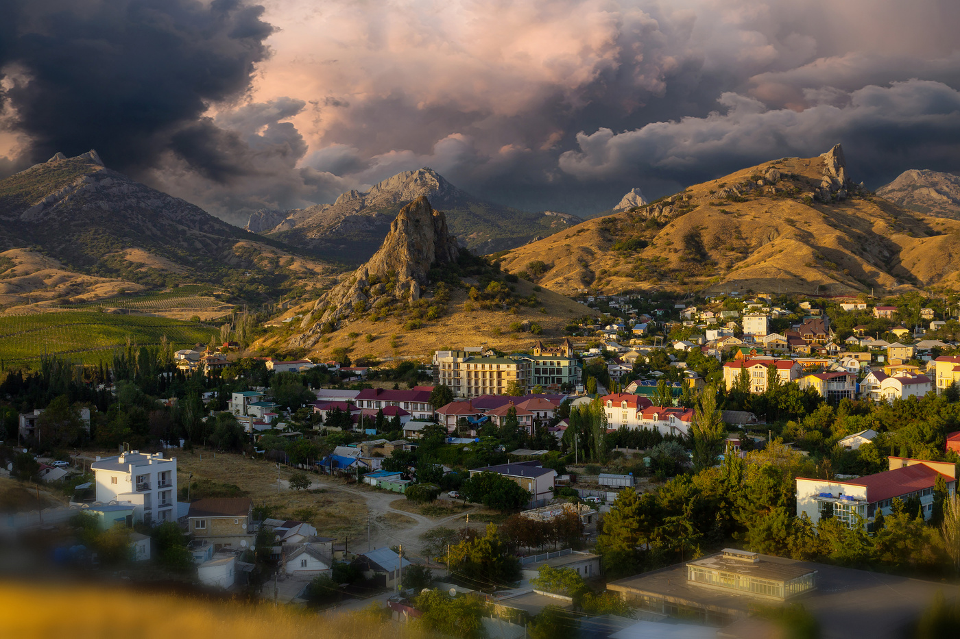 Поселок Курортное (Крым)