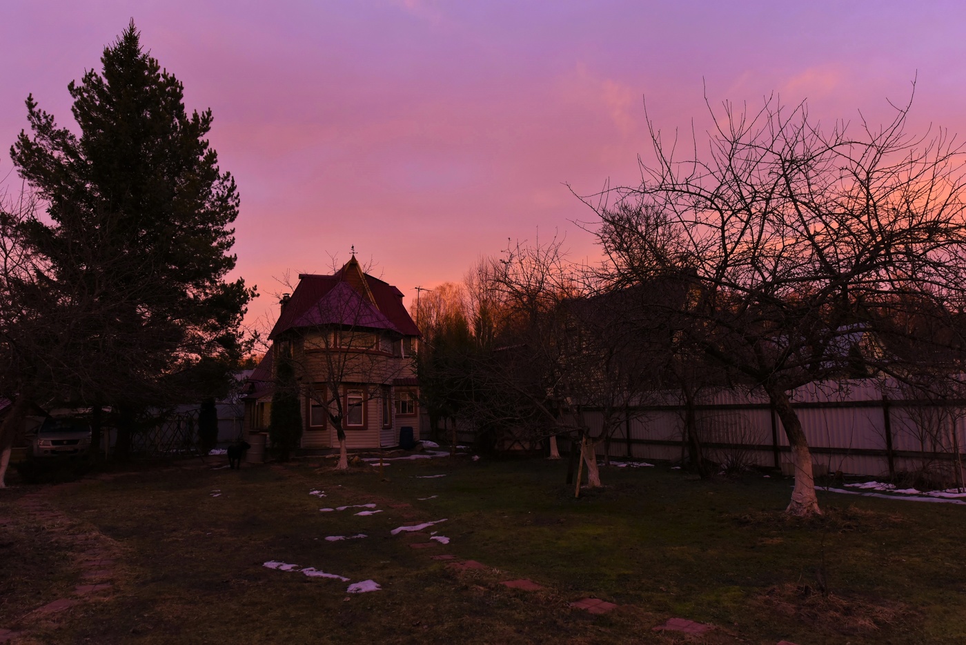 "Облако взбито лучами к закату..."