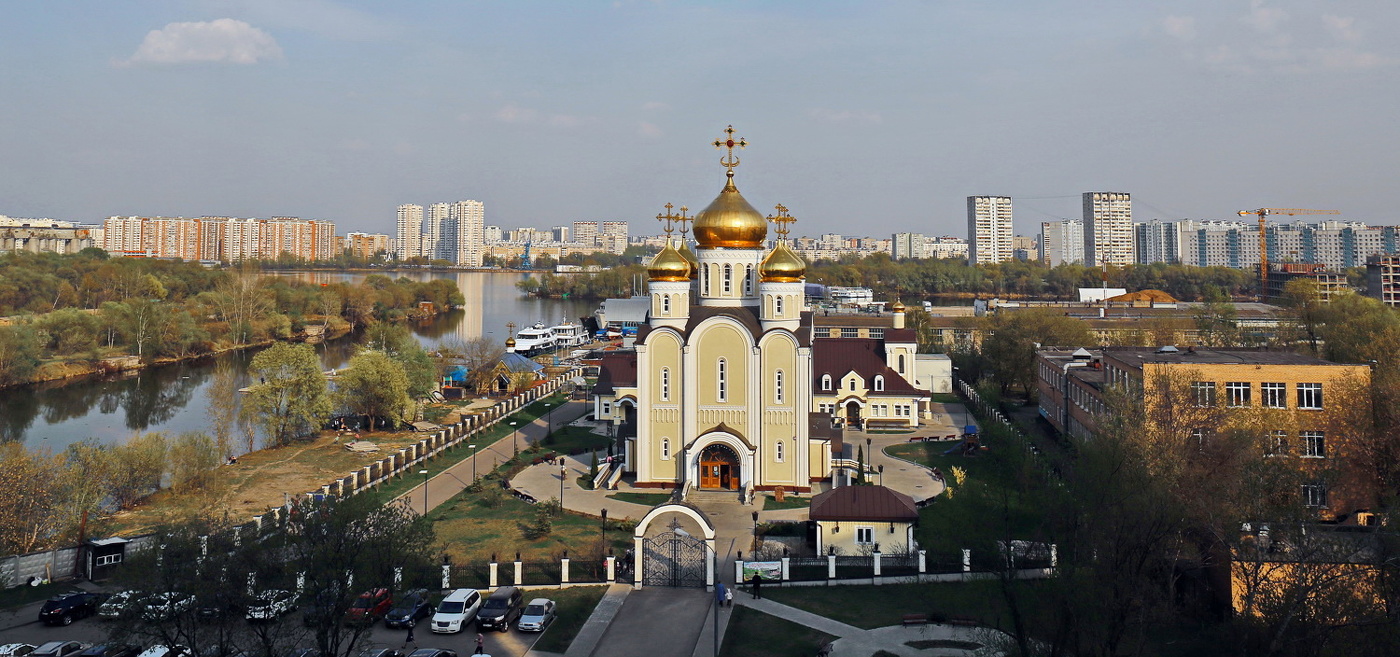 Храм Святителя Спиридона Тримифунтского в Нагатинском Затоне..
