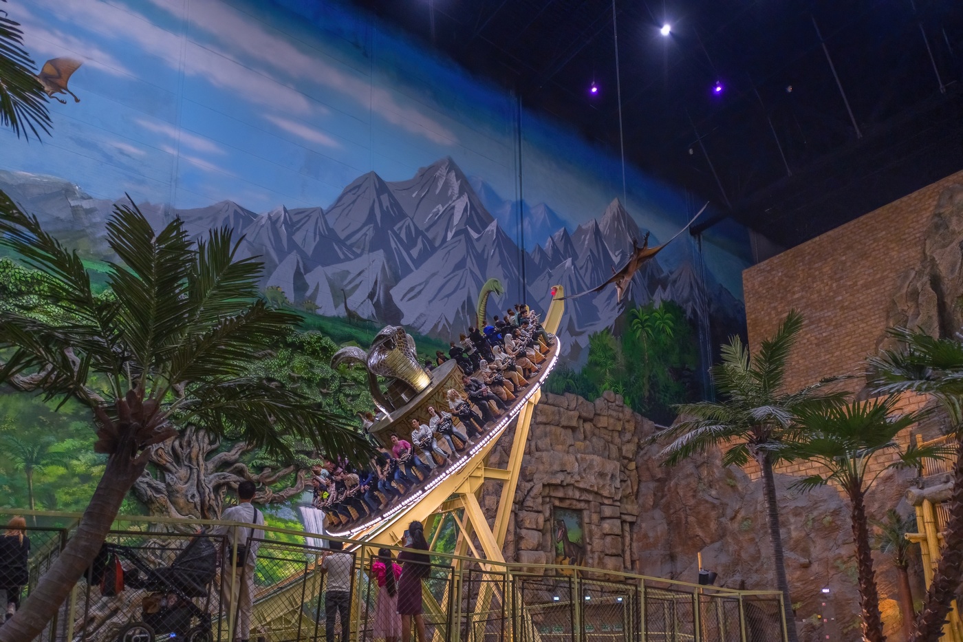 В Тематическом парке развлечений