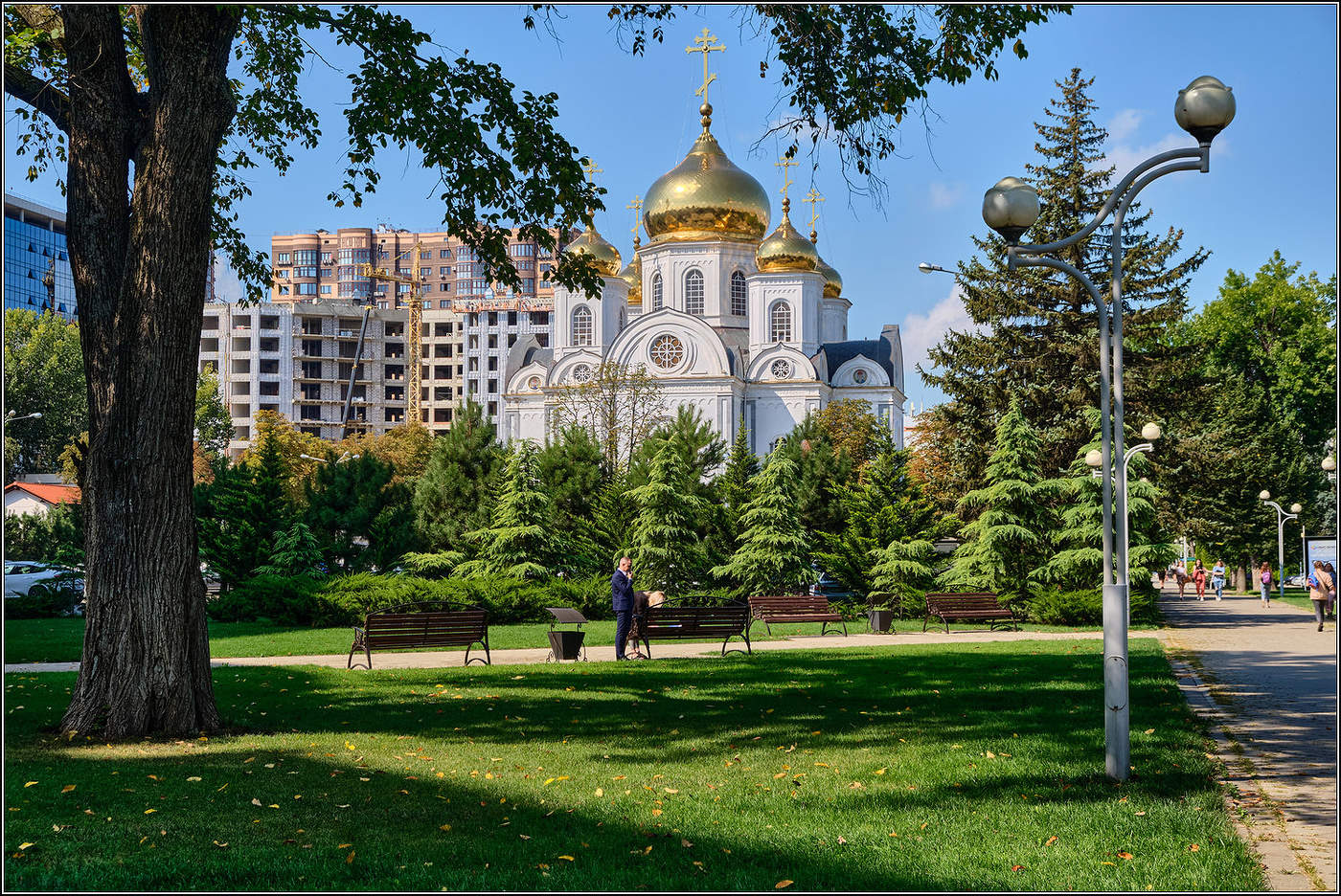 Гуляя по Краснодару.