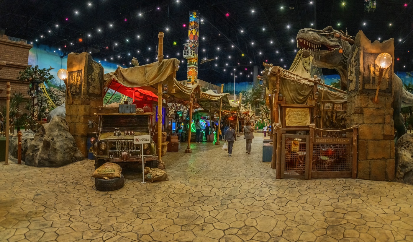 В Тематическом парке развлечений