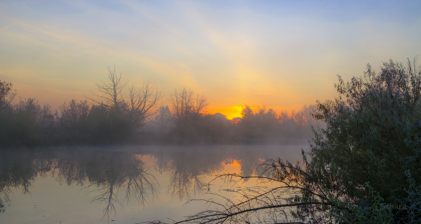 Утренняя тишина.