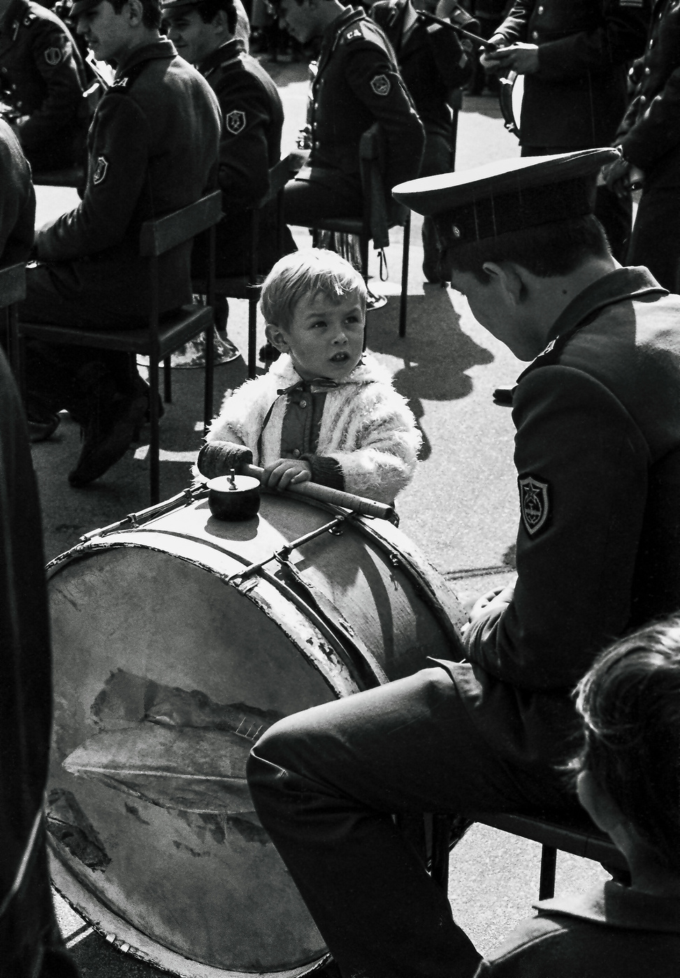 Барабанщики...