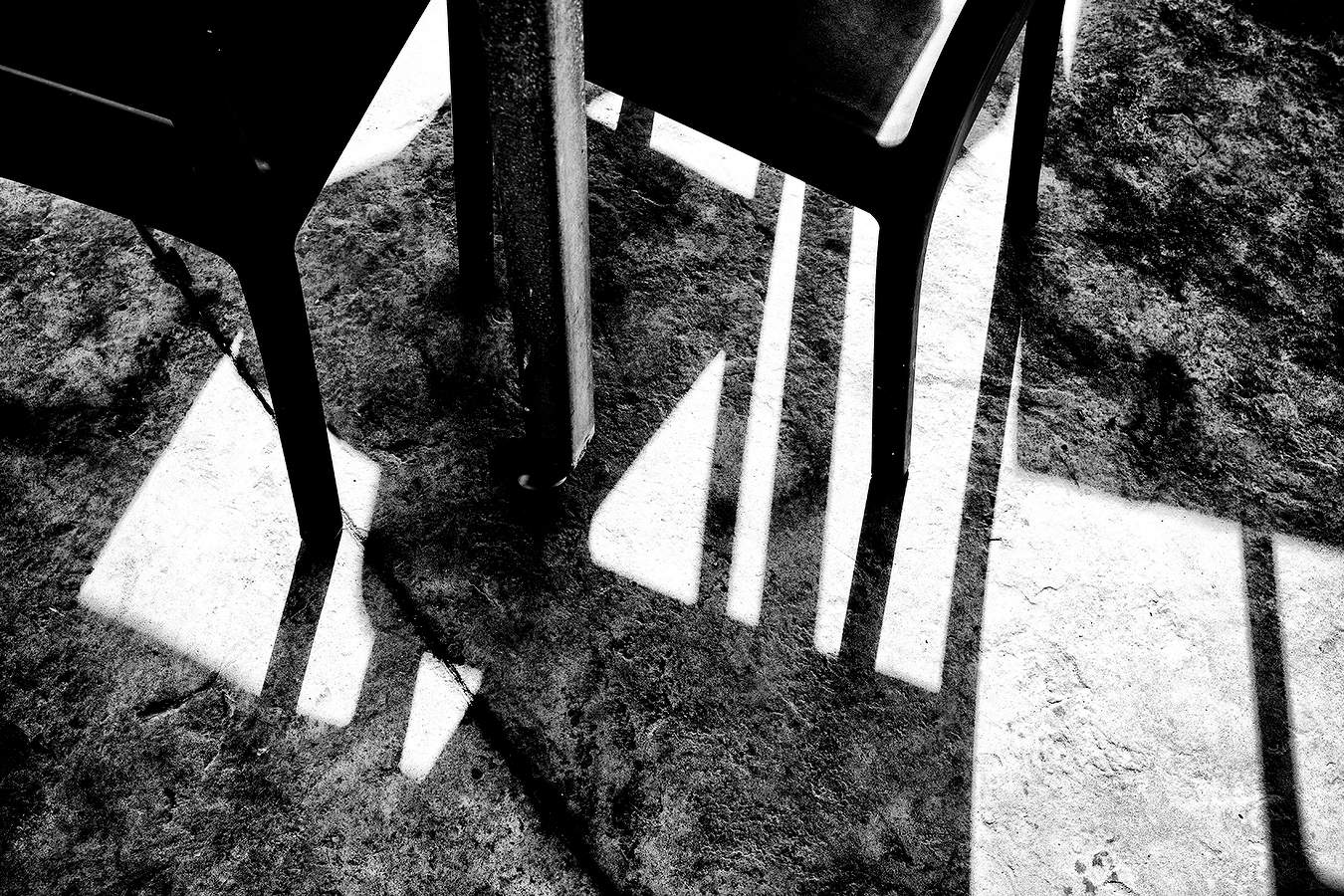 Пейзажик под столом