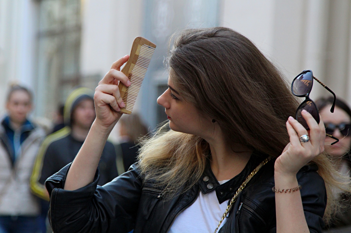 Просто прохожая