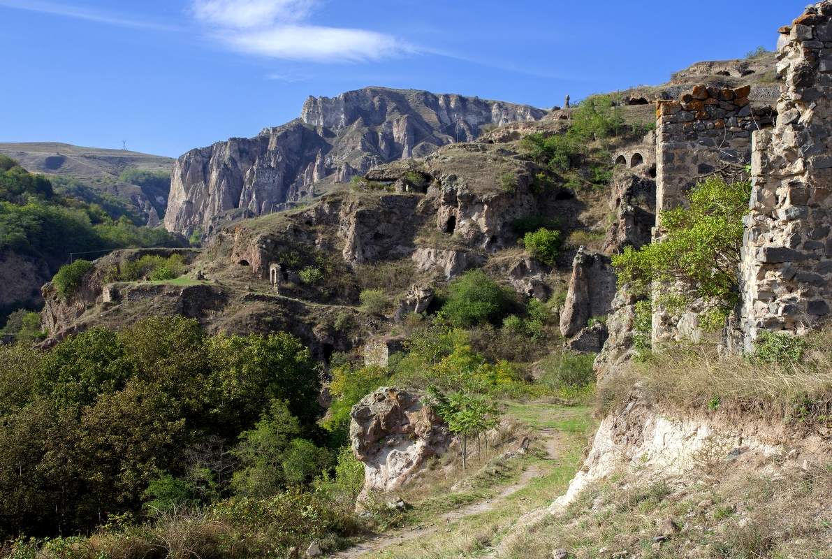 Пещерный город.