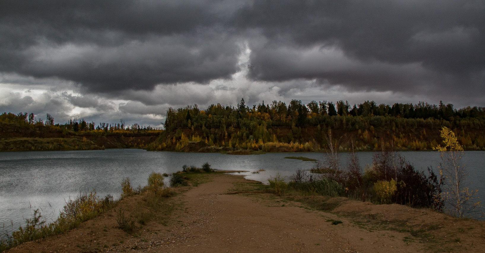 မိုးအပြီးဆောင်းဦးကျောက်တူးဖော်ရေး