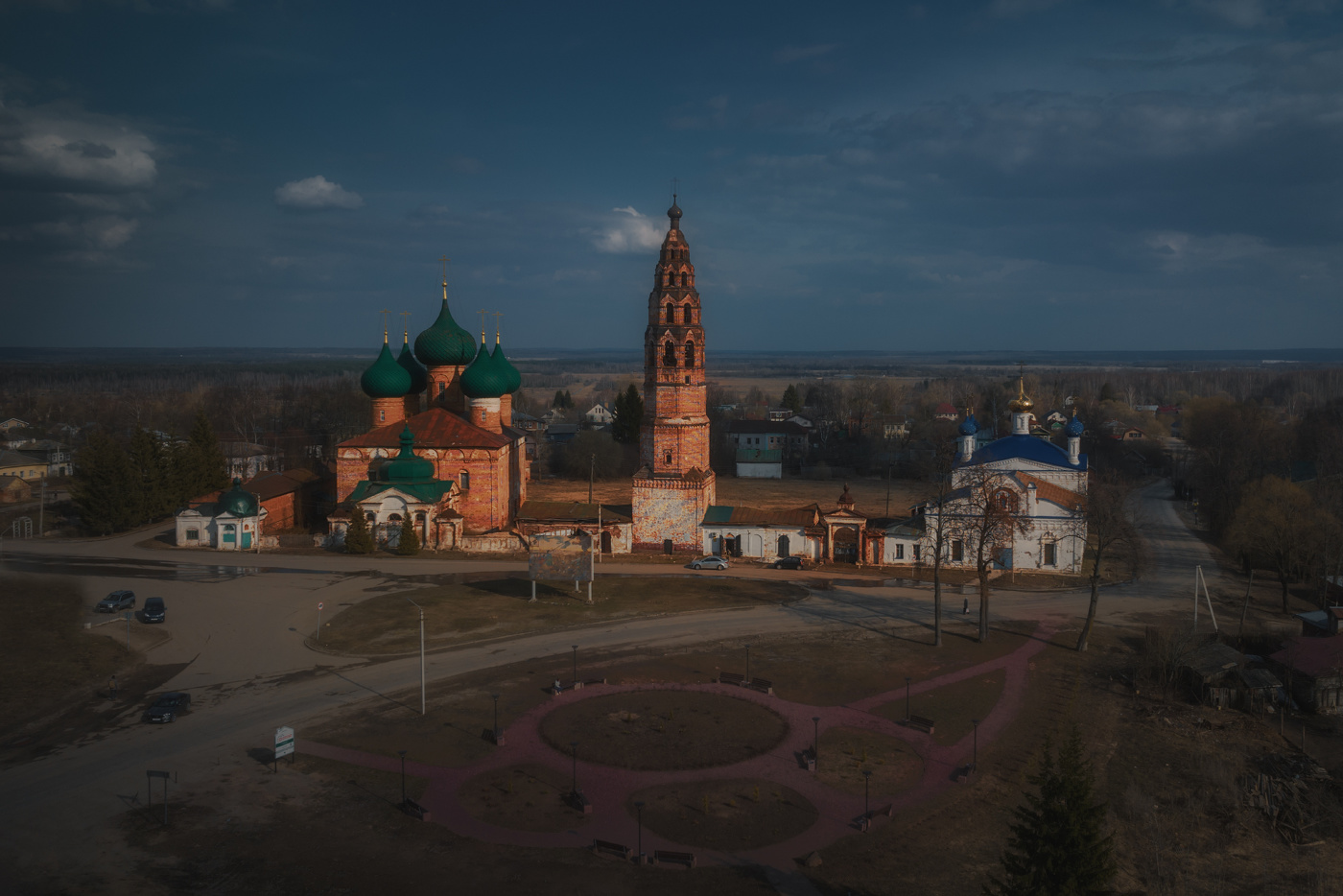 Пролетая над селом Великое