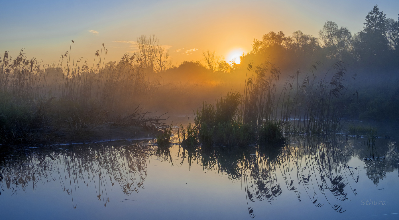 Рассвет в мае.