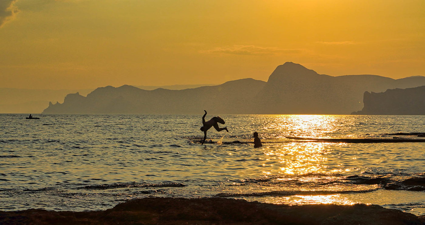 Вечер в бухте Капсель
