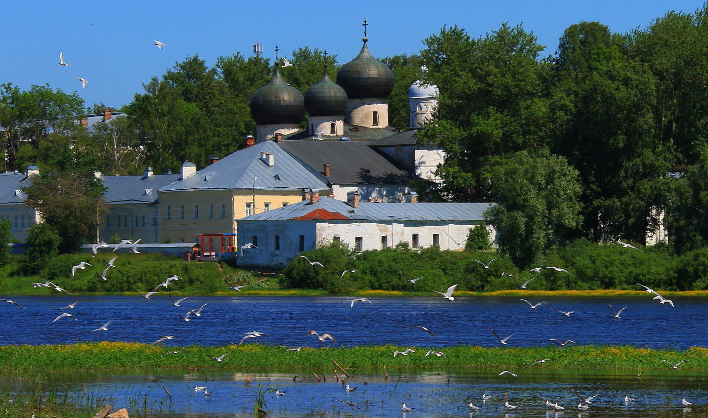 Антониев монастырь.