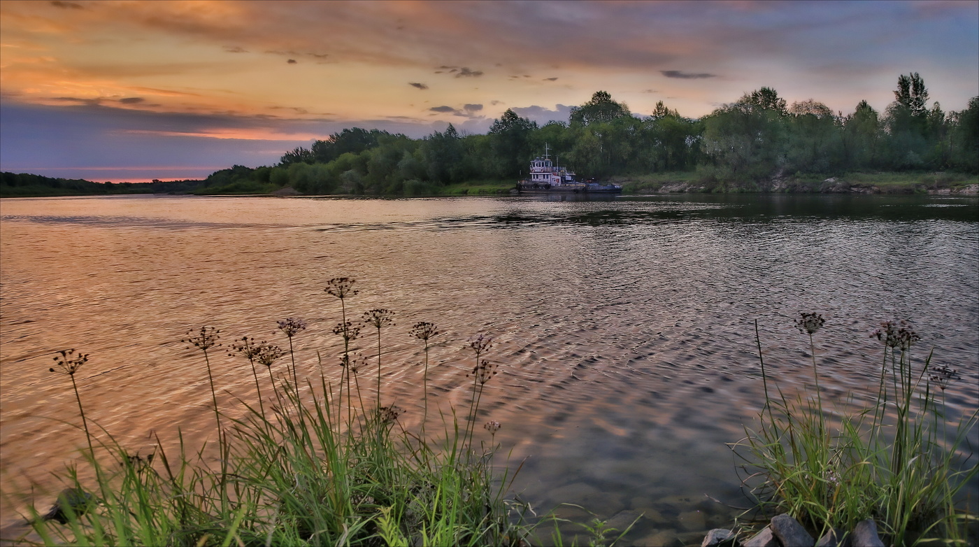 В ОЖИДАНИИ РАССВЕТА...