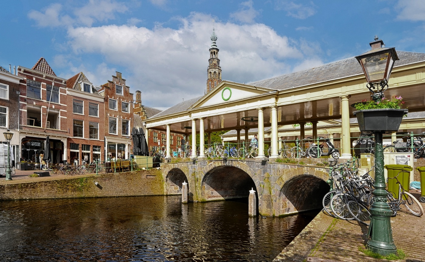 Мост Коренберс (Korenbeurs Brug) Лейден