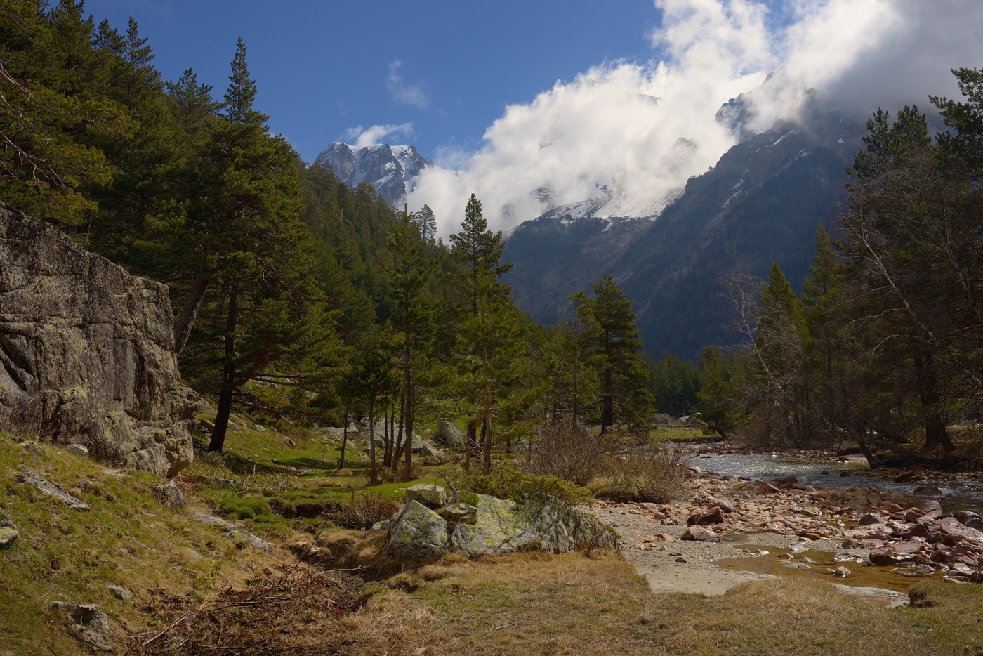 Весна в горах