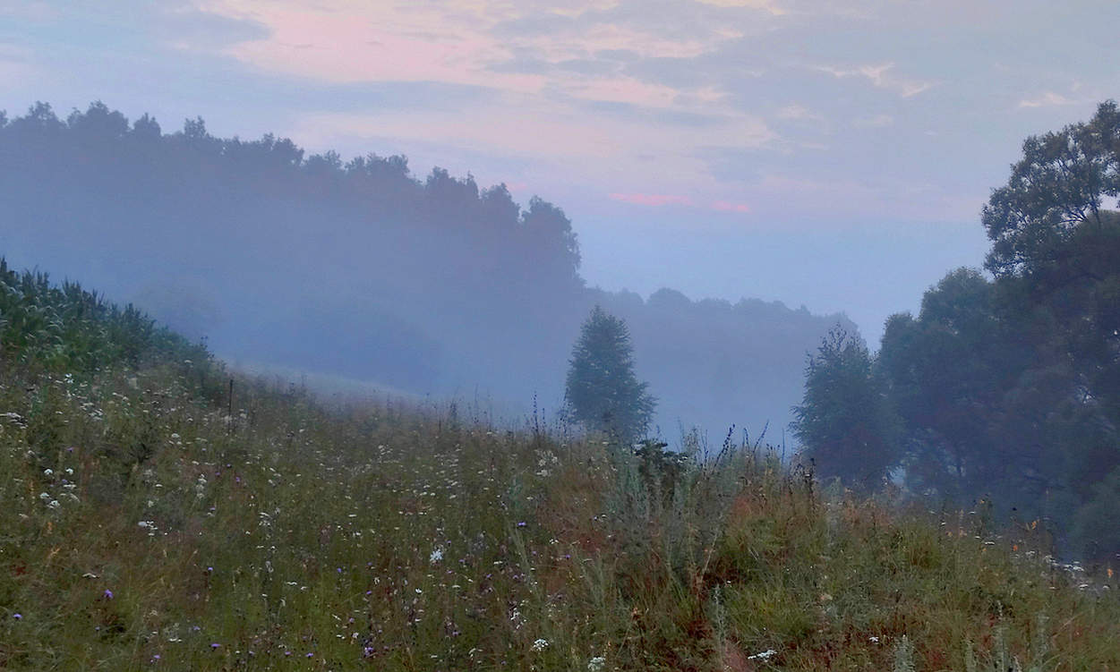 Утром туман уходит вдаль