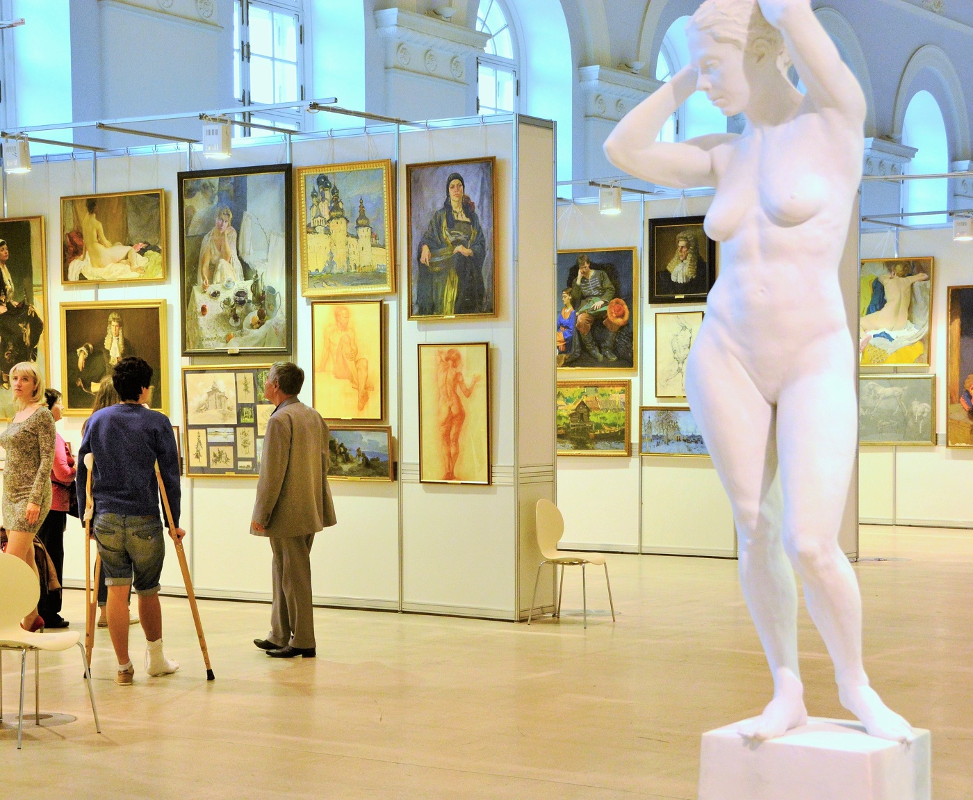 "На вернисаже, как-то раз ..."