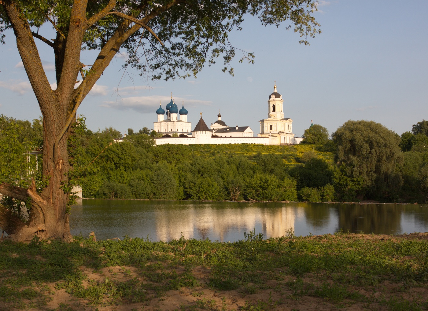 Июньский сюжет у плотины