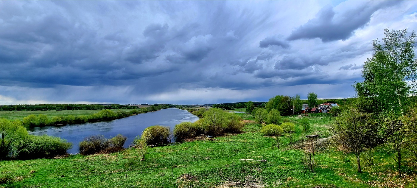 Потемнело синее небо...