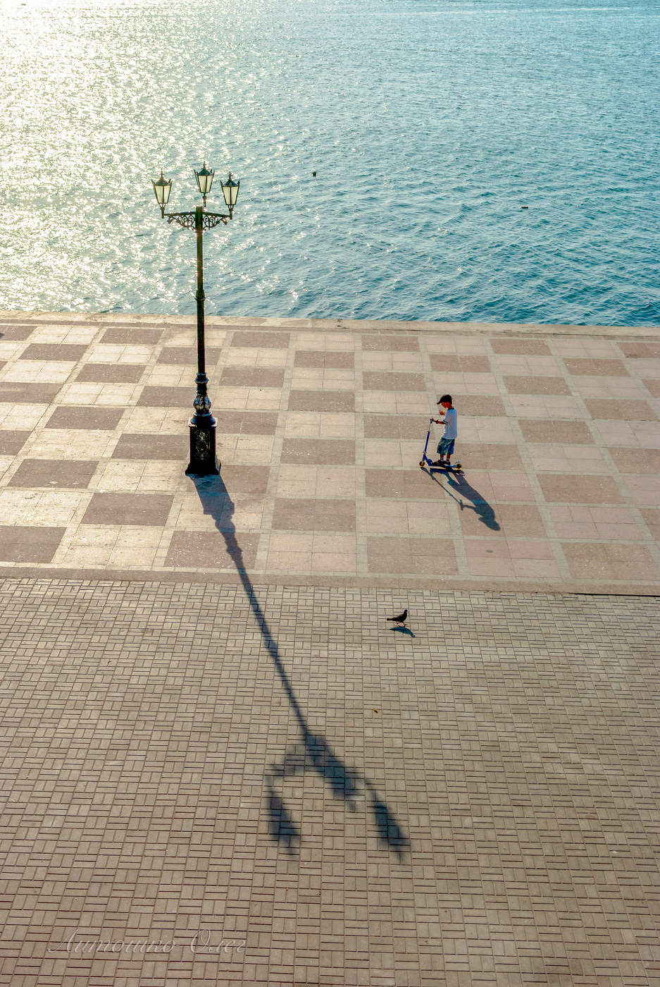 Севастопольские зарисовки. Вечер на набережной Корнилова.