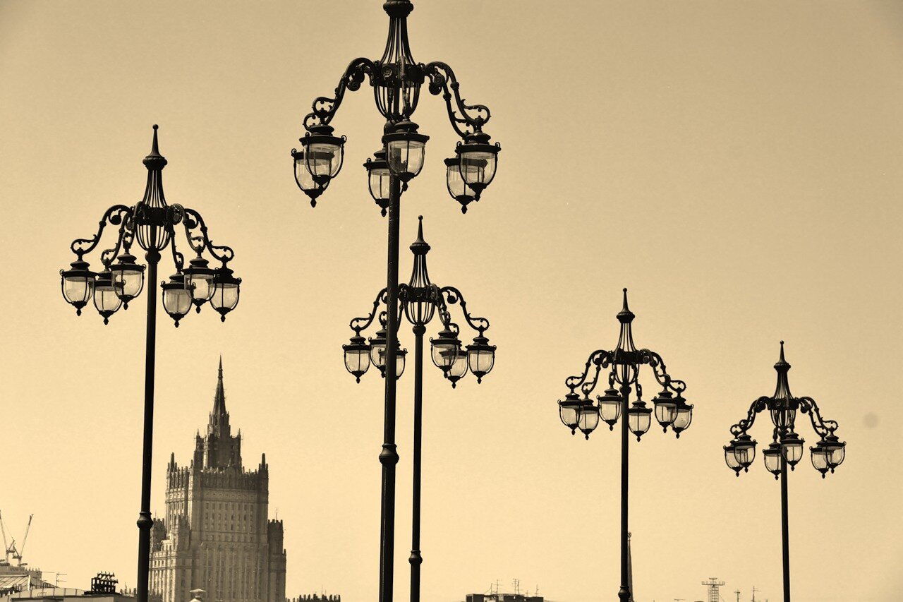 Из серии «Московские фонари»