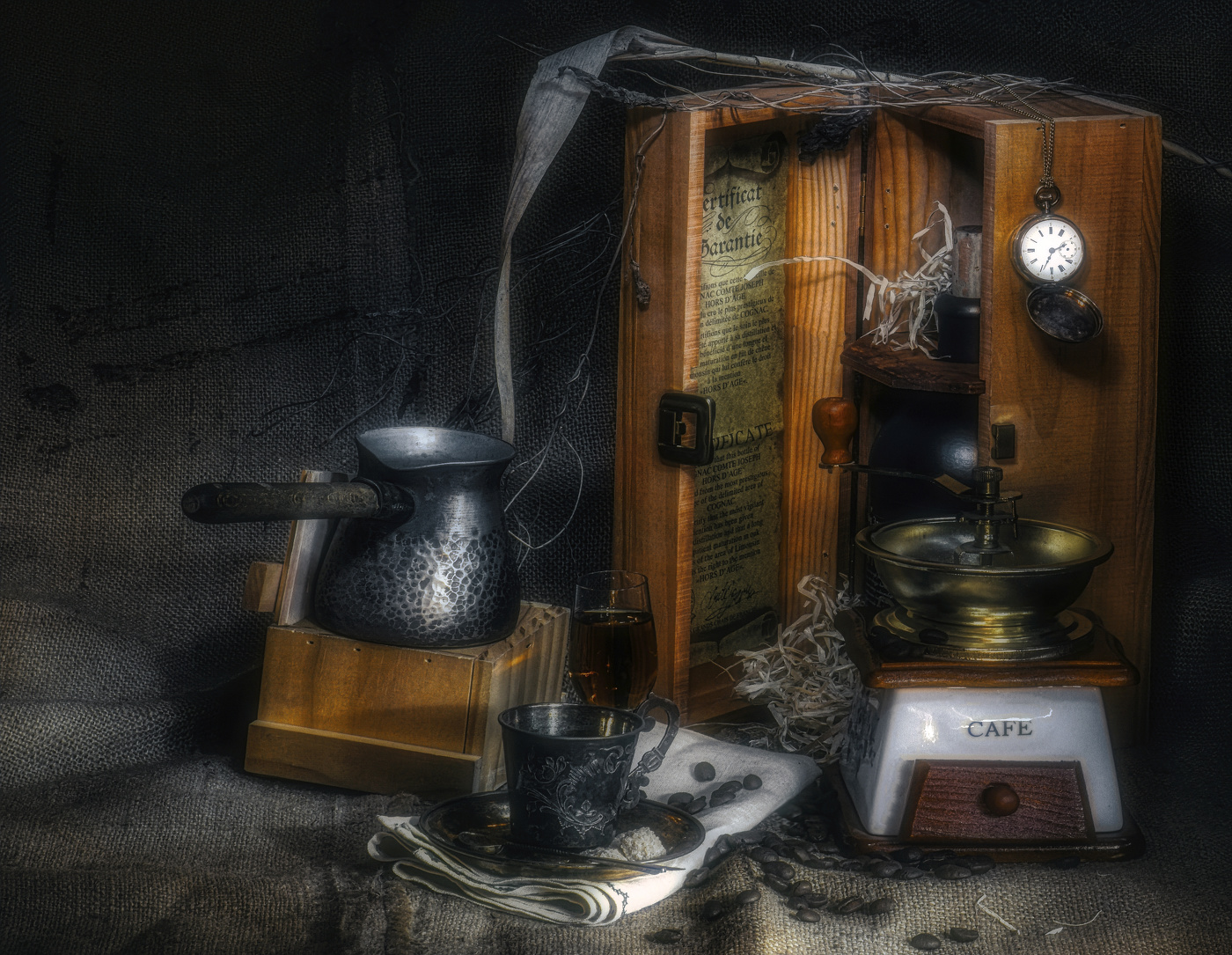 Старинные часы.