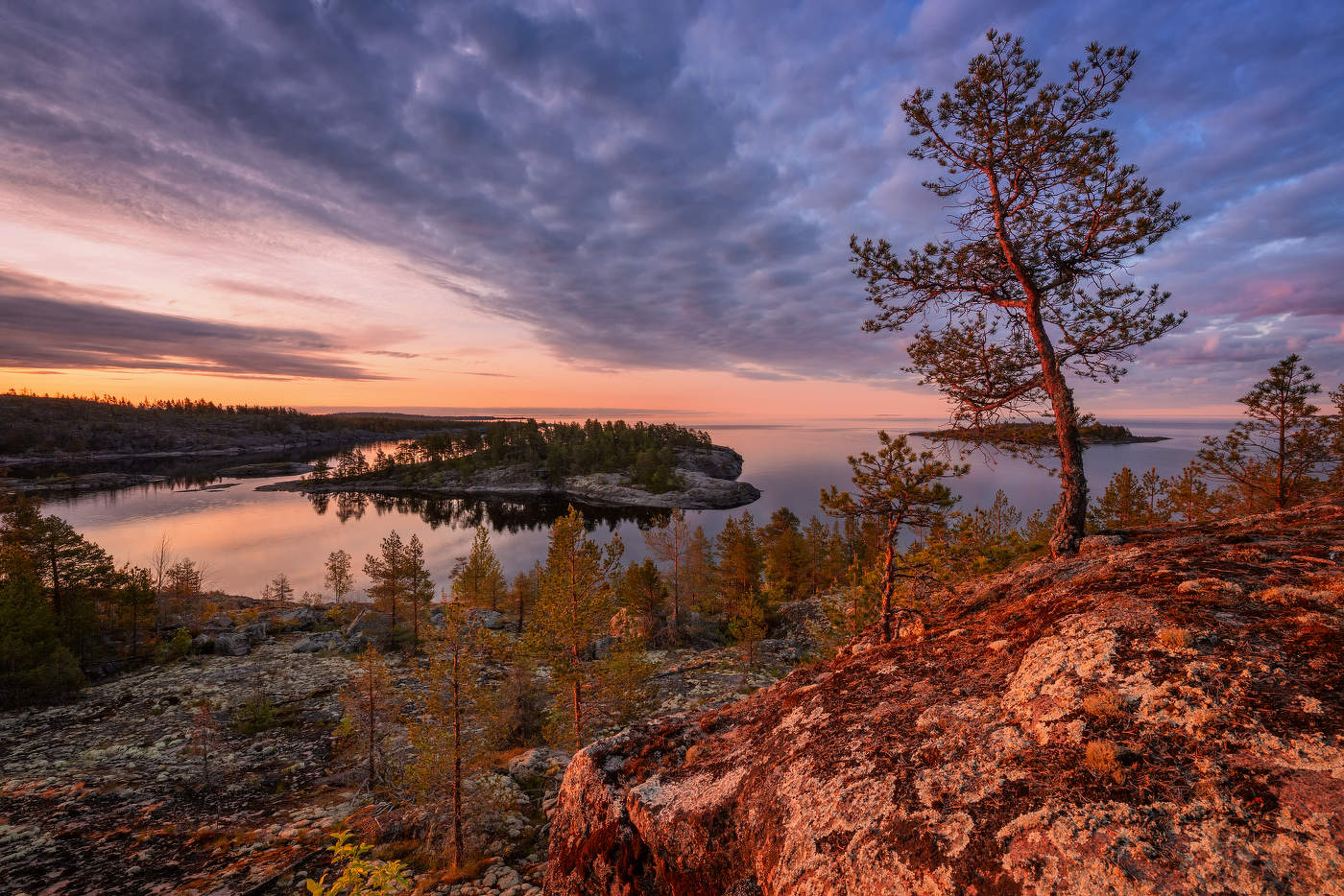 На Ладогу приходит день....