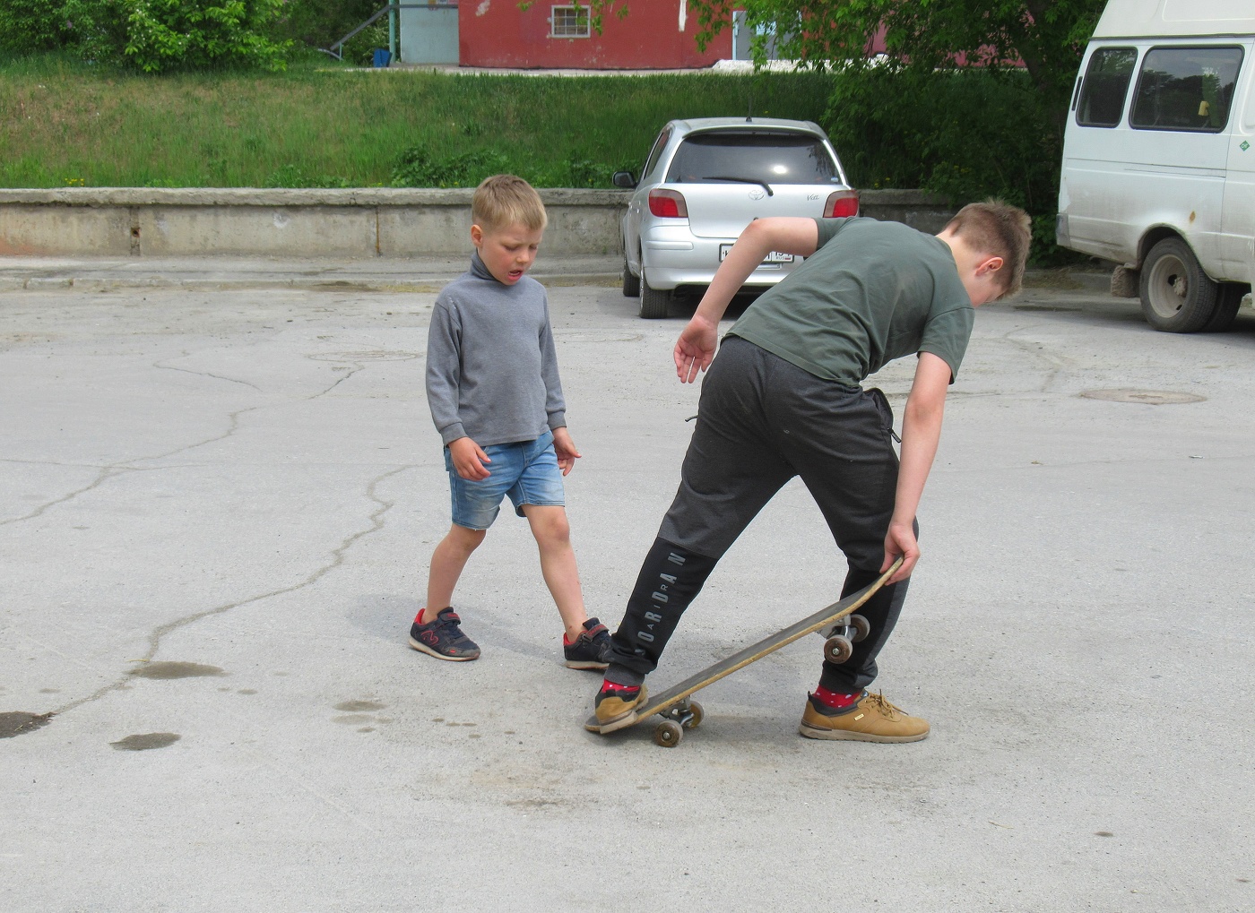 Скейтбордисты