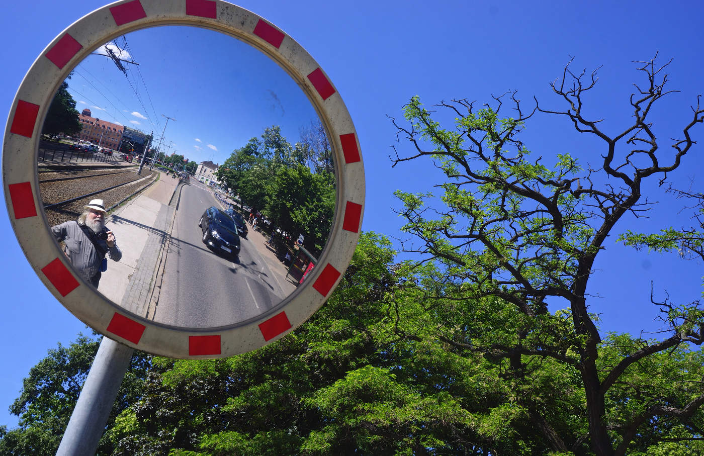 В ожидании трамвая