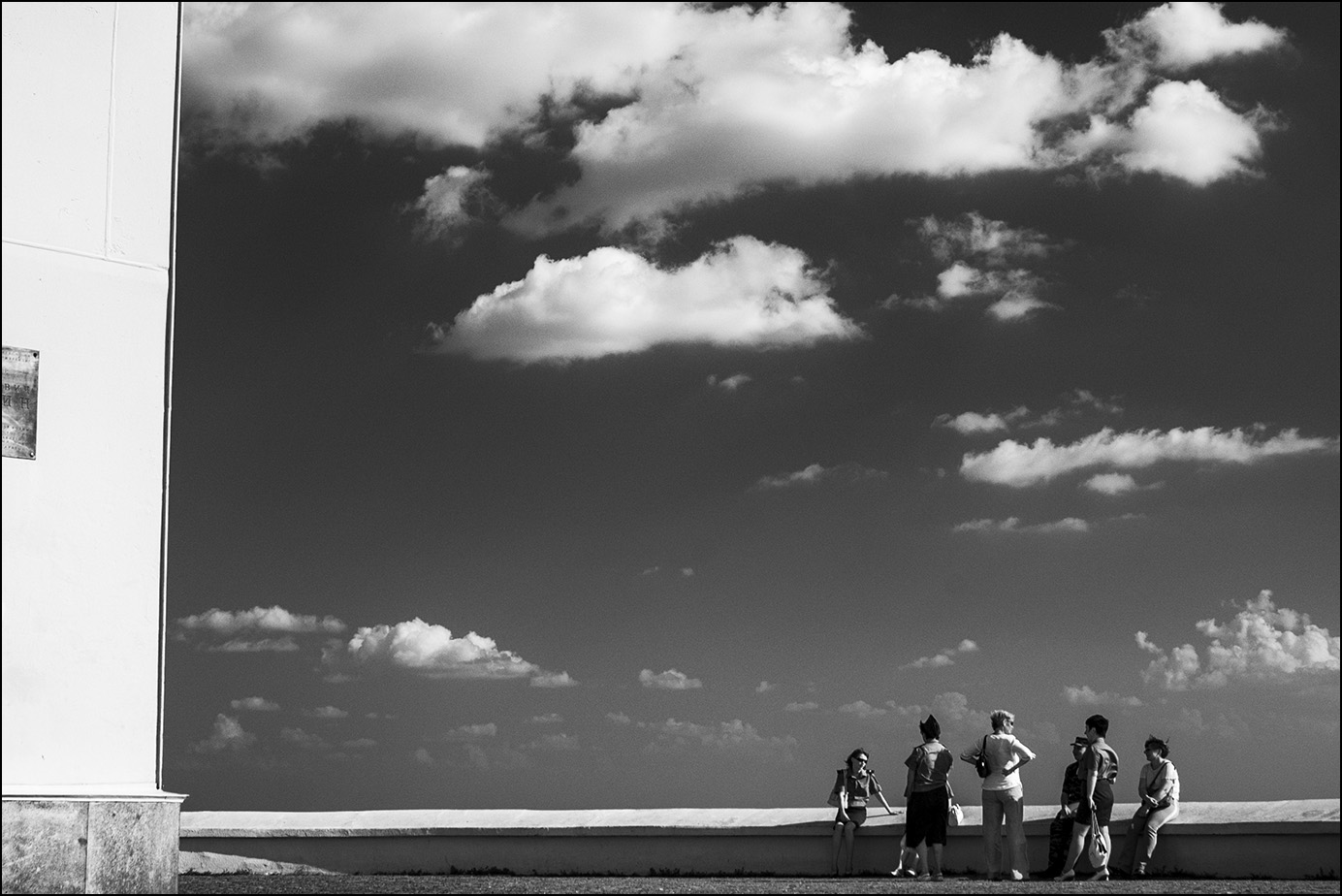 а хорошо летом