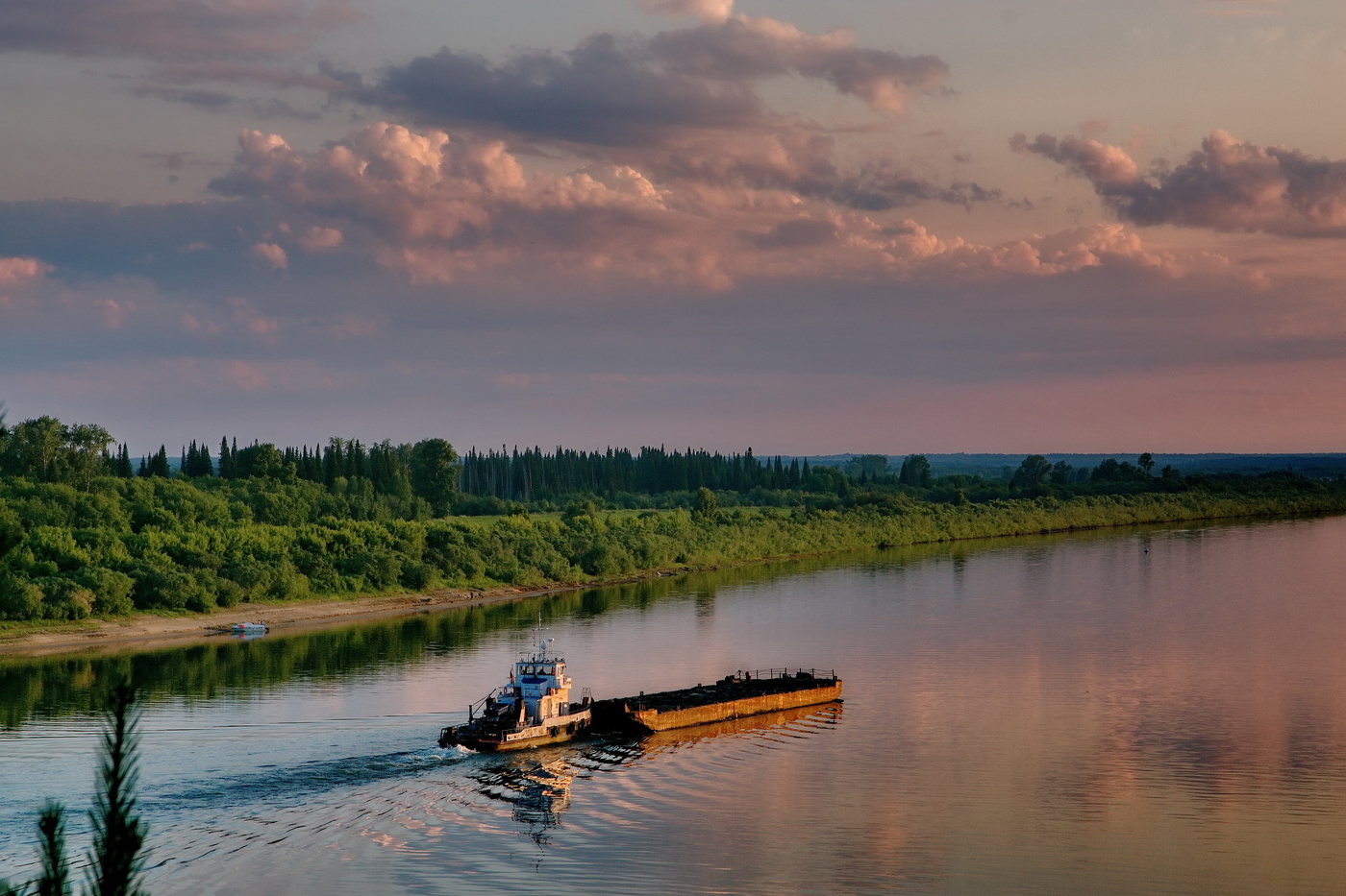 **Летним вечером.*
