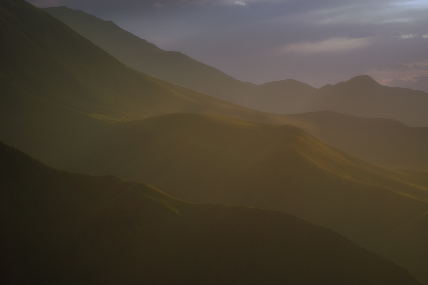 Ущелье Шамси на закате. Кыргызстан.