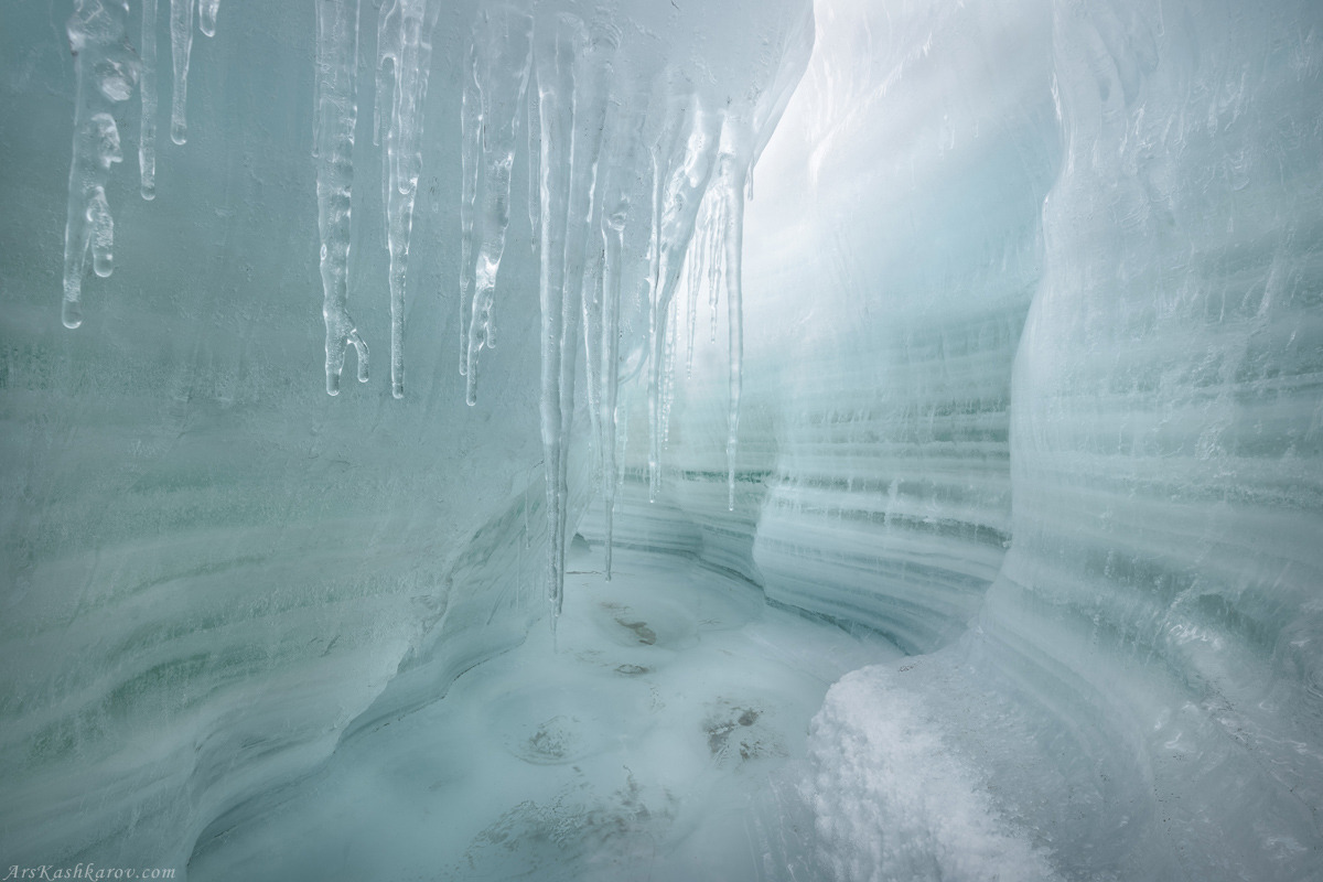 "Майский лед"