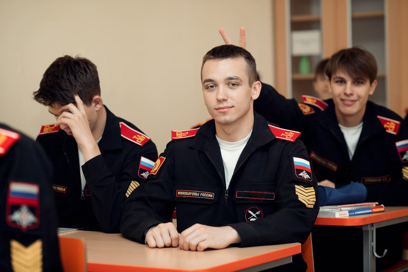 Один день из жизни Суворовца..