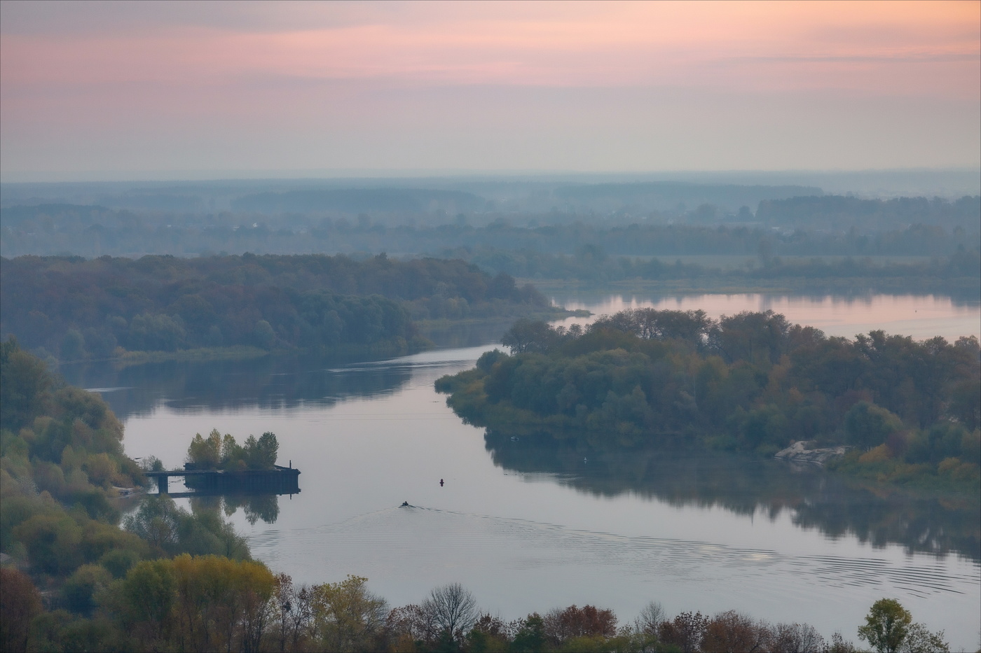 ЗАРЕ НАВСТРЕЧУ...