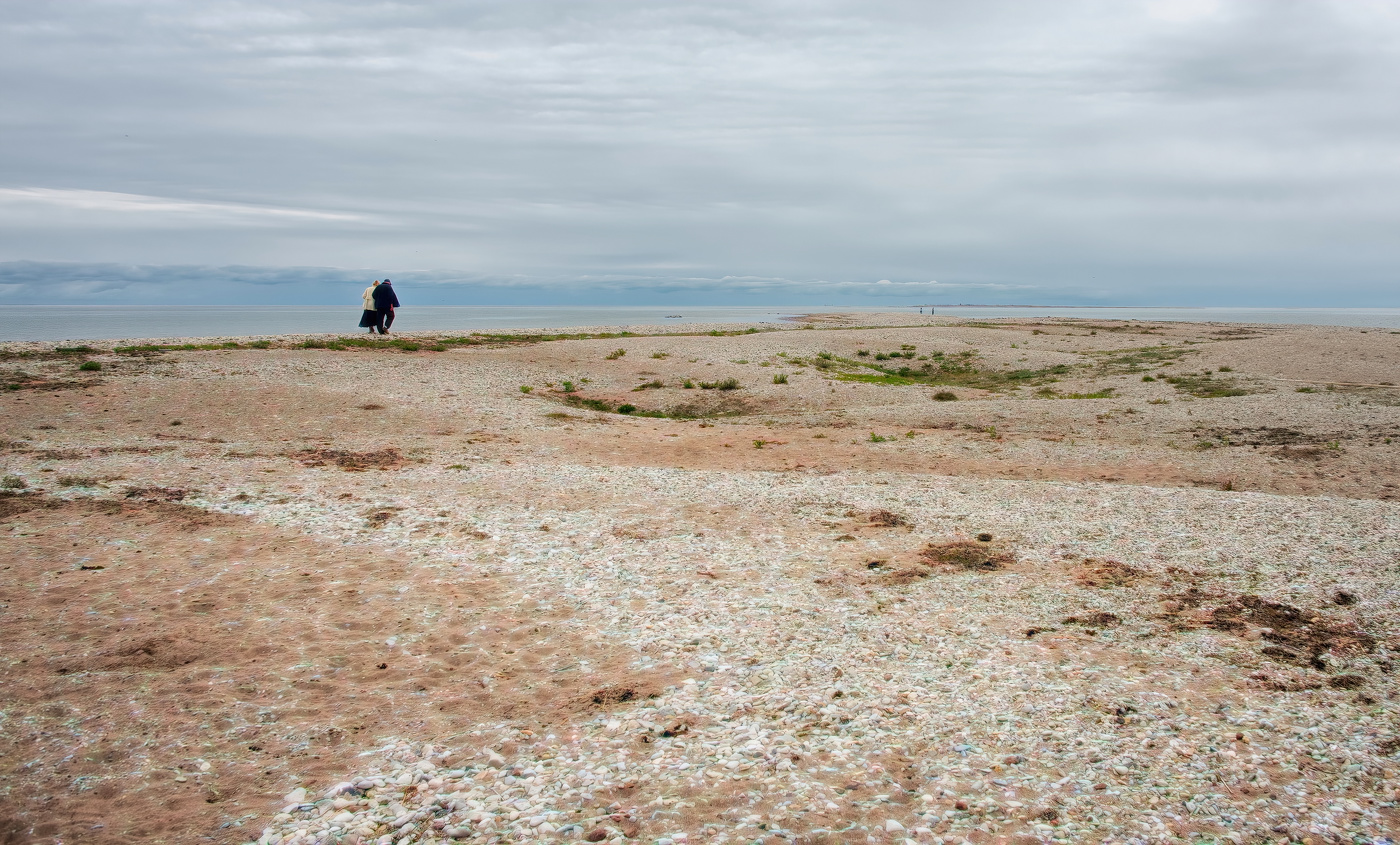 Прогулка вдоль моря