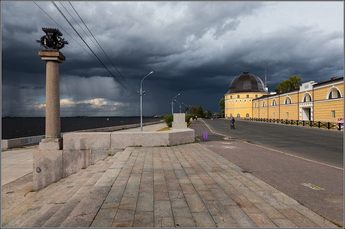 Перед грозой.