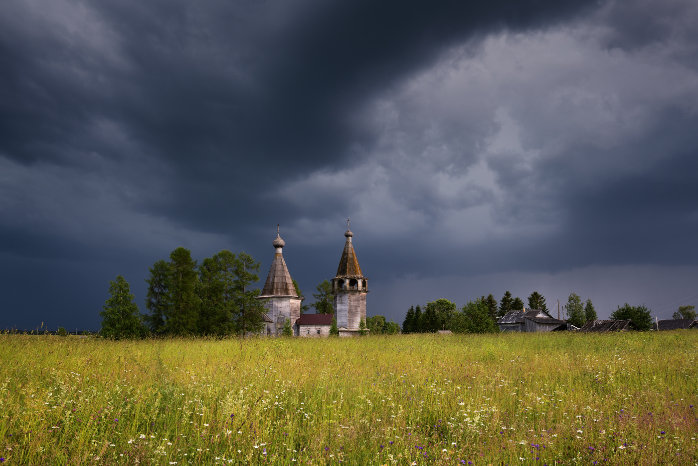 Тучки небесные, вечные странники...