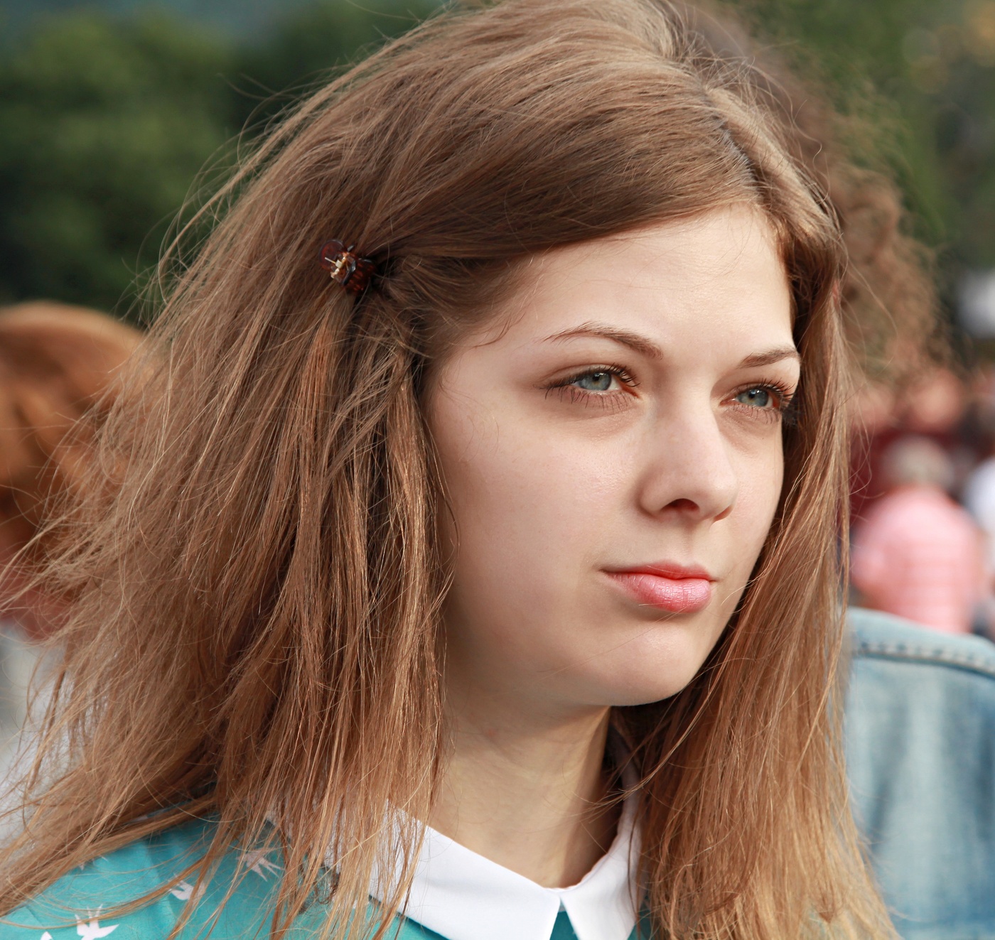 Портрет прохожей