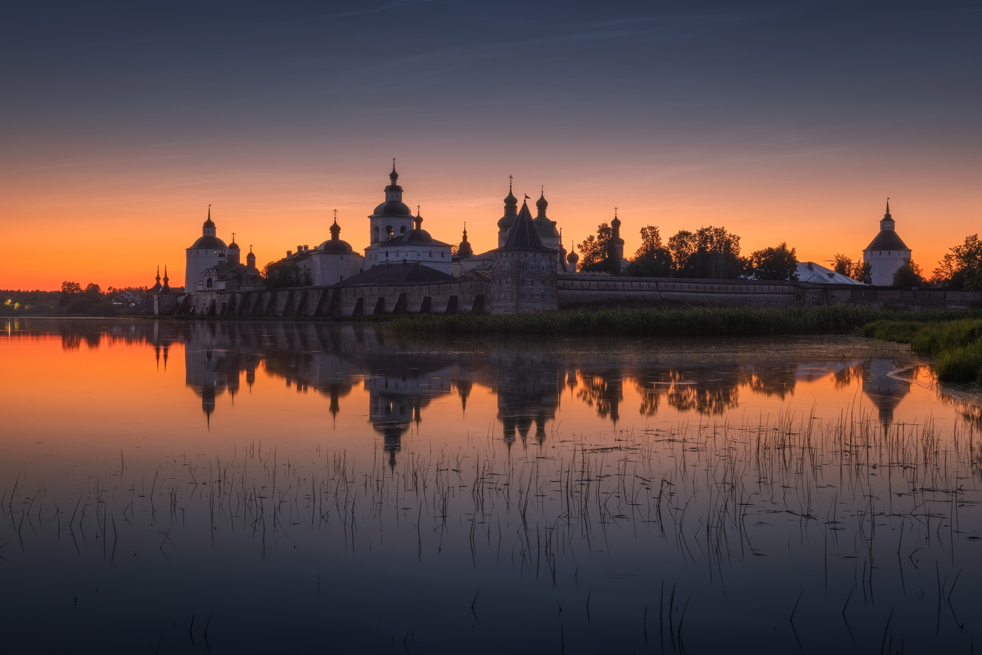 Белые ночи с серебром...