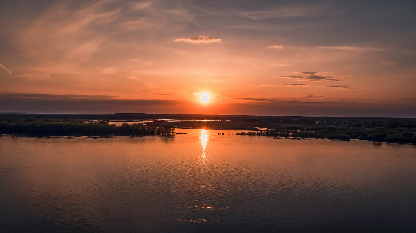 Вода и закат