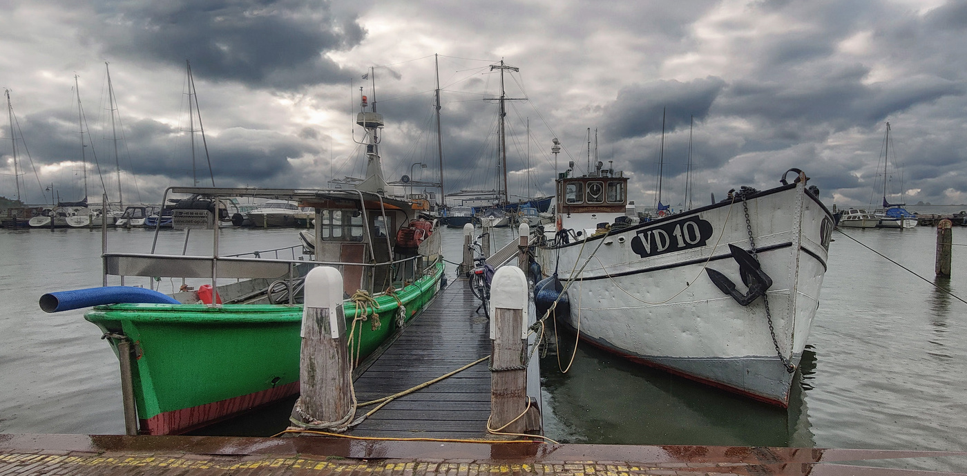 Волендам.Уютная гавань