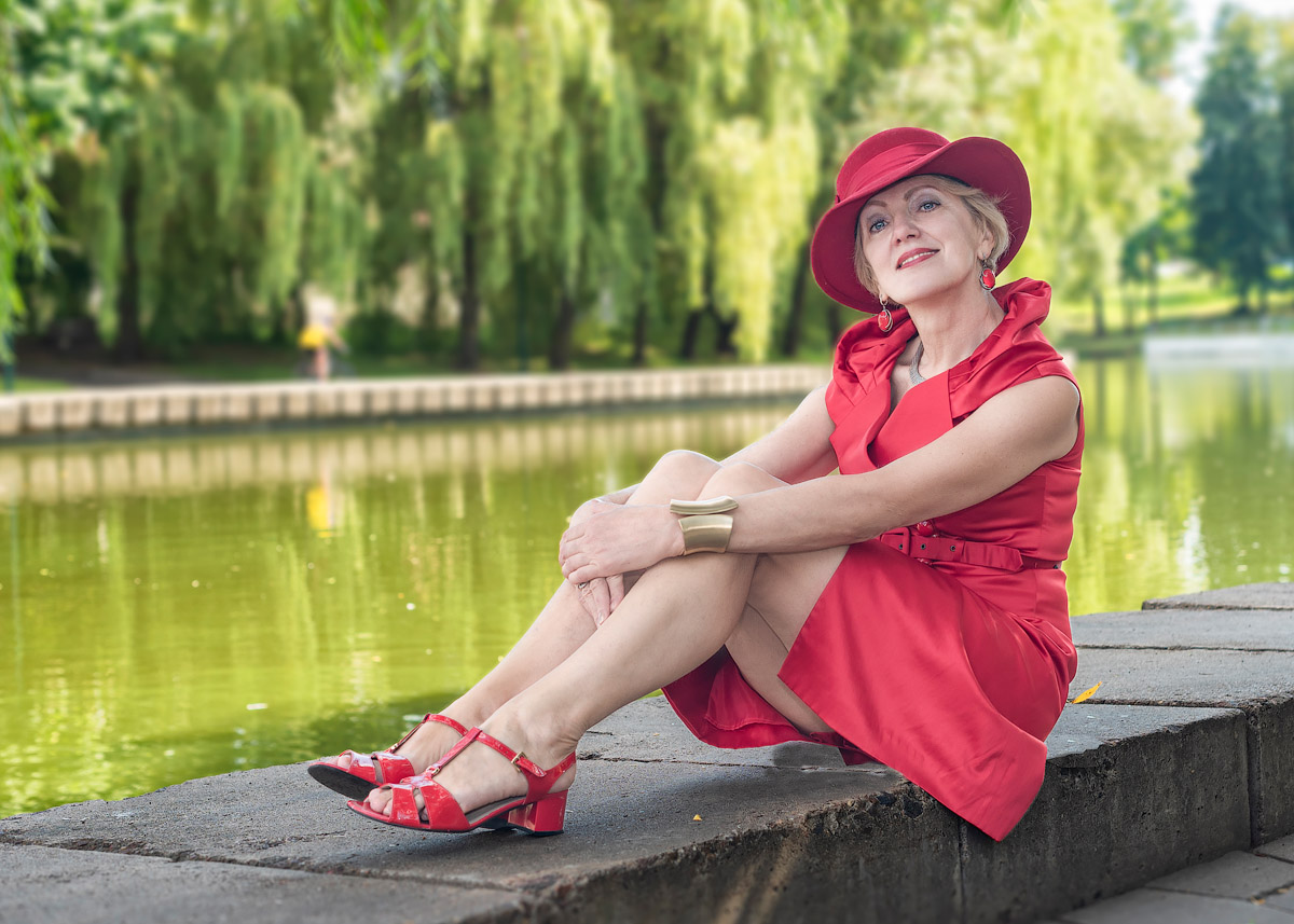 Минчанка в красном