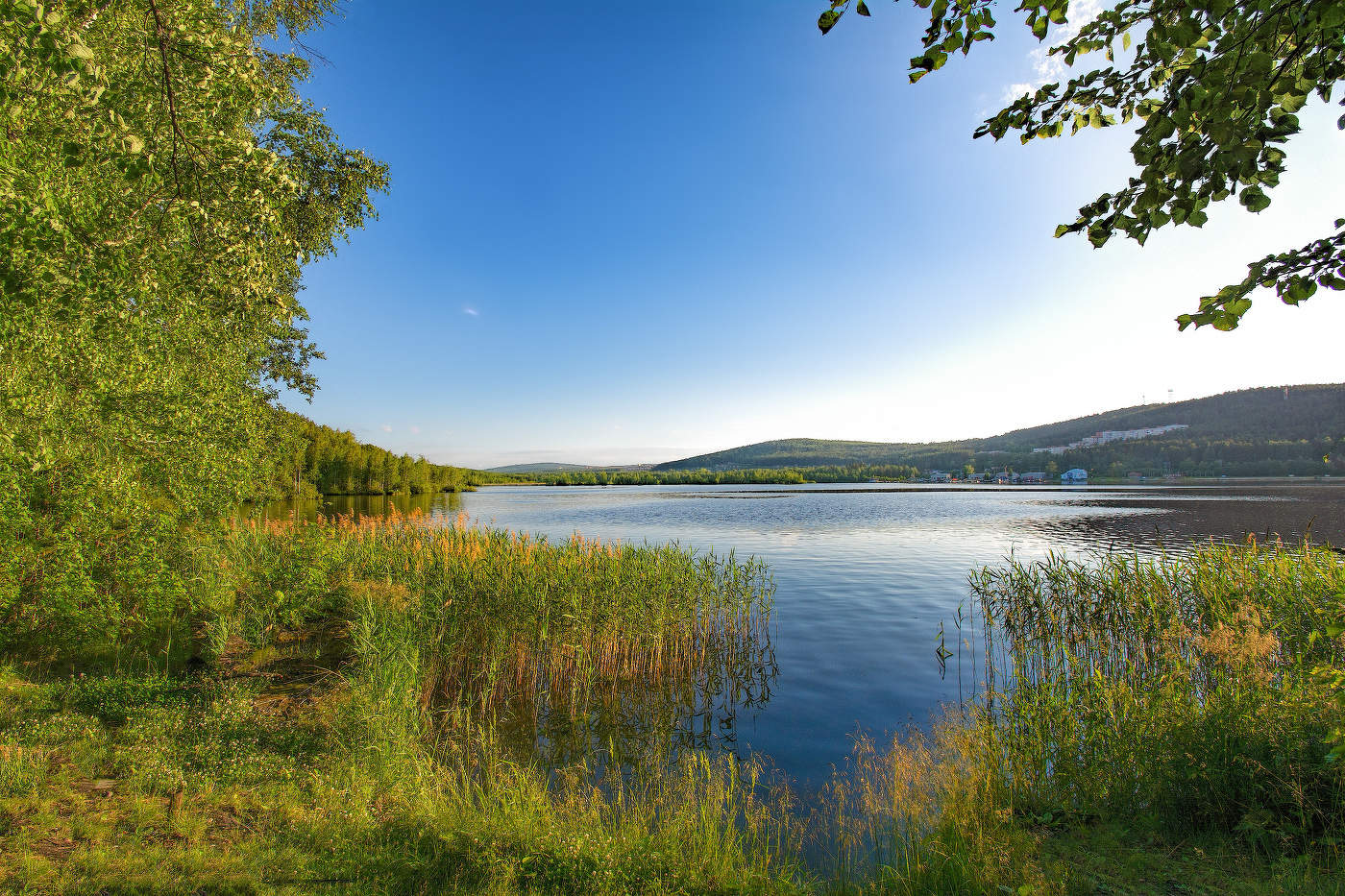 Вид на озеро