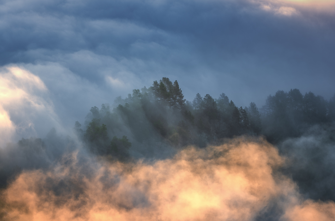 Облачный шторм