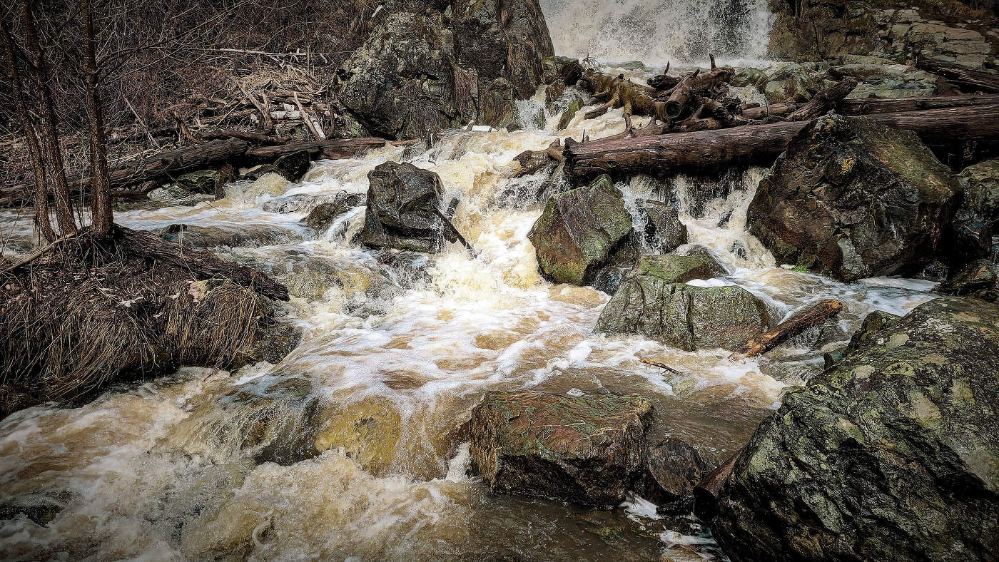 Горный поток