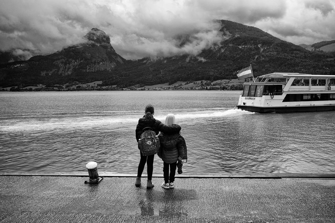 Как провожают пароходы...