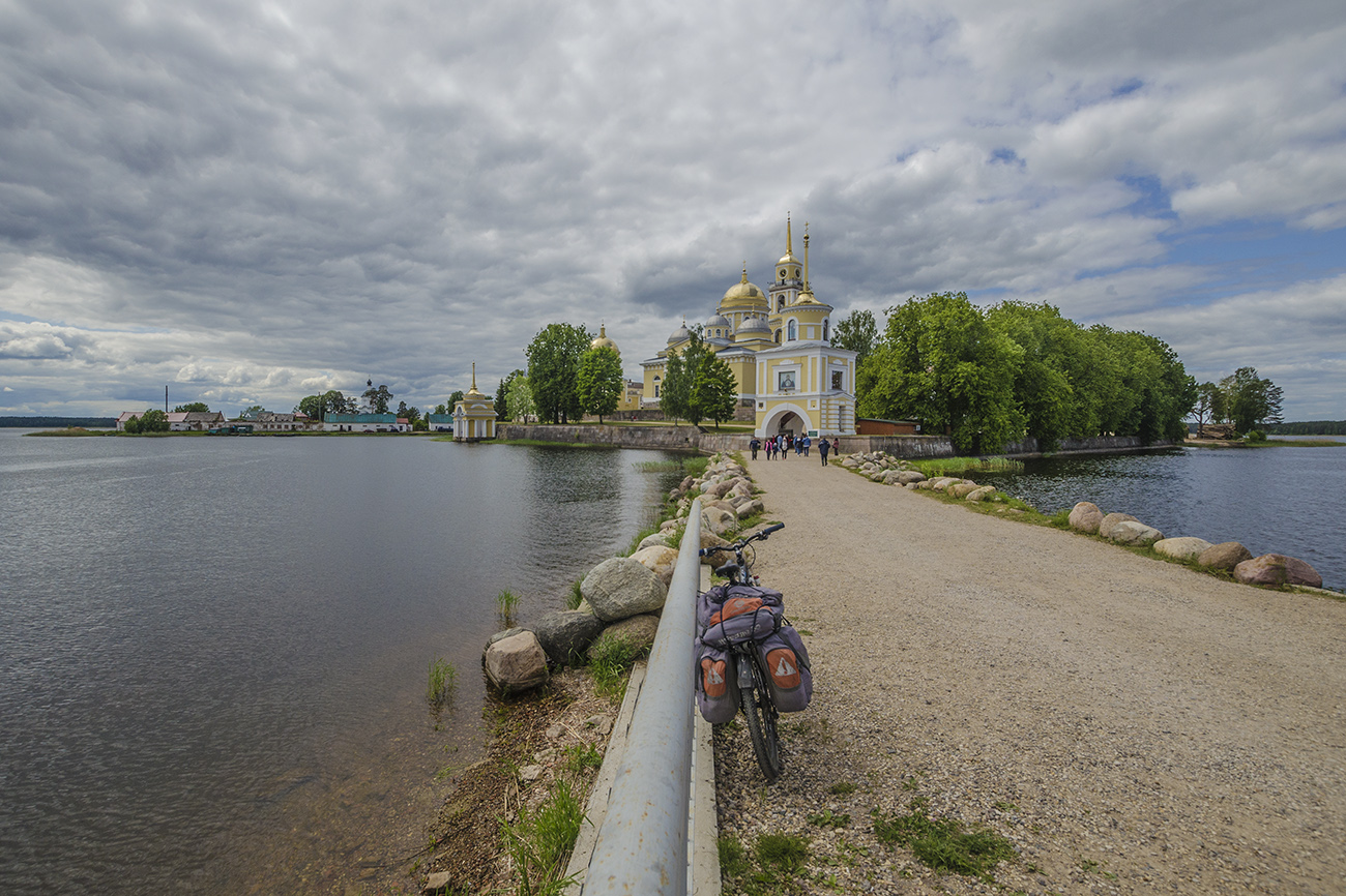 Дорога к монастырю